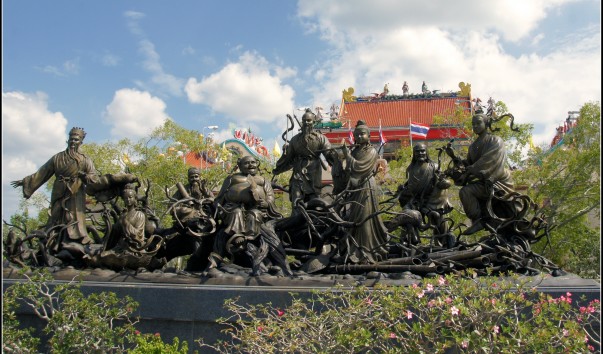 Китайский храм Вихарнра Сиен (Wat Viharnra Sien).