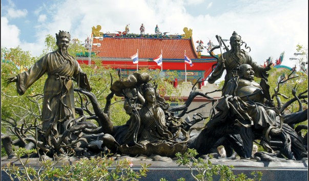 Китайский храм Вихарнра Сиен (Wat Viharnra Sien).