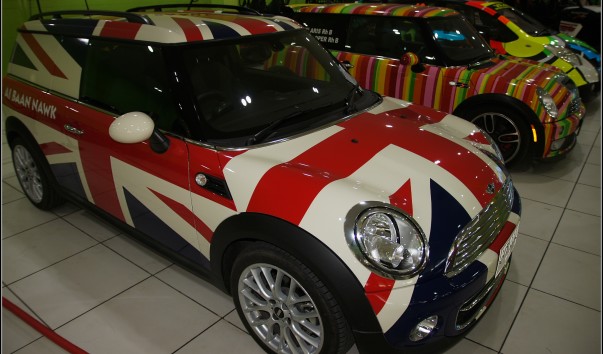 Mini Cooper.