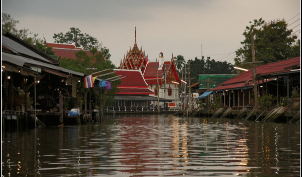 Канал Amphawa.