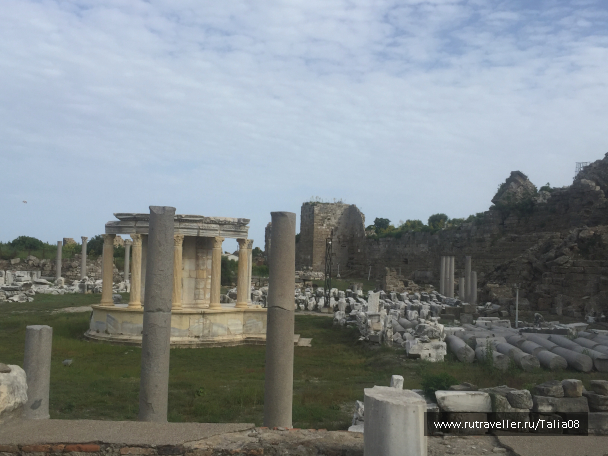 photo 1476868
