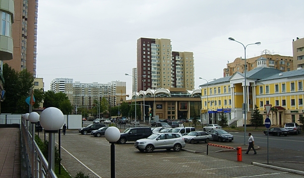 S8303096