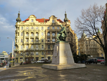 photo 1742931