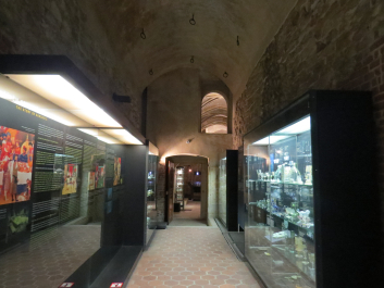 photo 1736975