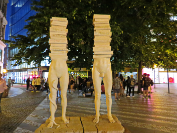 photo 1786861