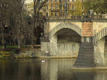 photo 1828815