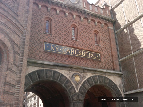 photo 1475272