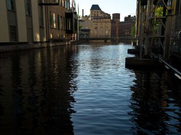 photo 1327866