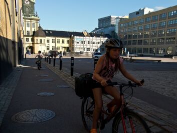 photo 1328147
