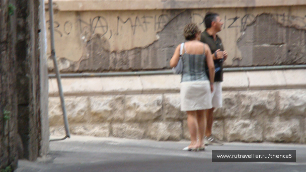 photo 1328743