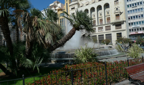 фонтан на  plaza Ayuntamiento
