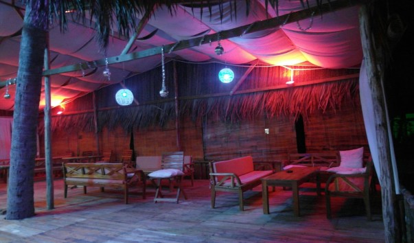 Venus Lounge Bar Muine evening