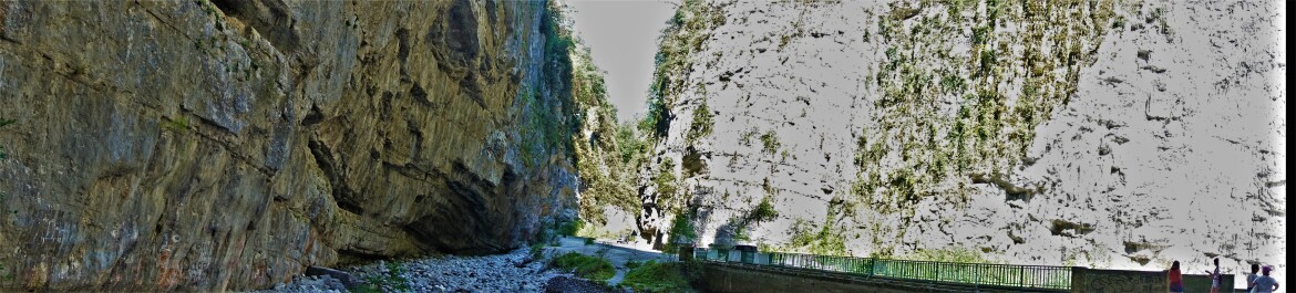 photo 1522659