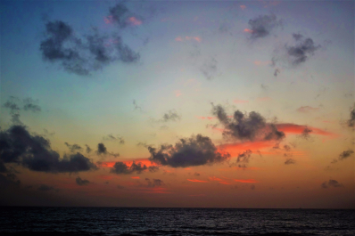 photo 1570382
