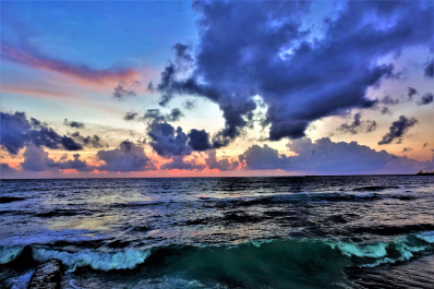 photo 1594670
