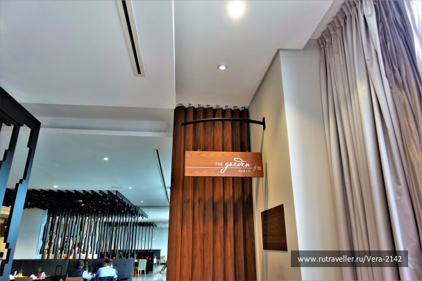 photo 1815718