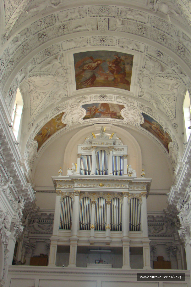 photo 1469836