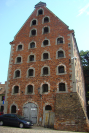 photo 1473366