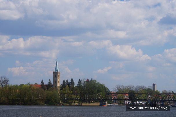 photo 1483229