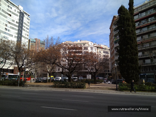 photo 1611464