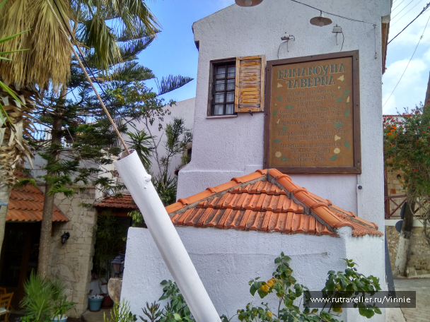 photo 1695912