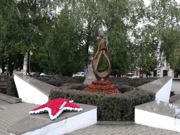 photo 1676918