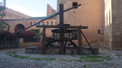 photo 1576273