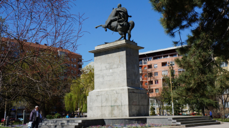 photo 1329697