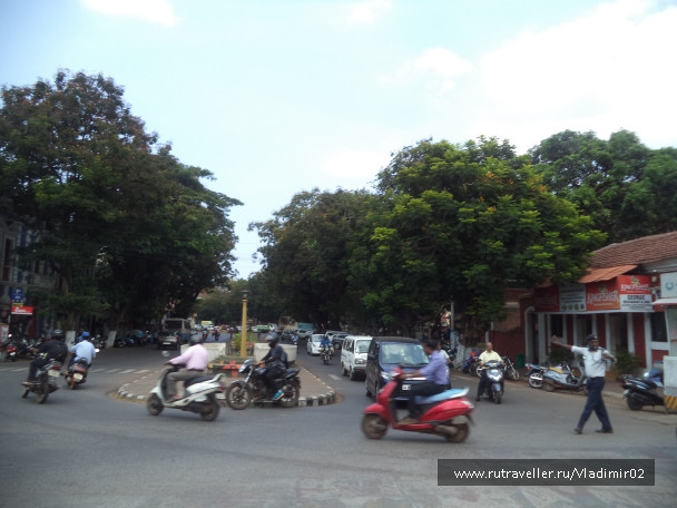 photo 1633621