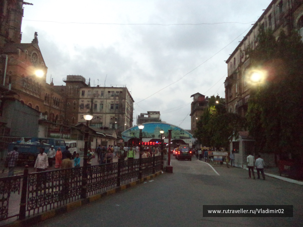 photo 1634528