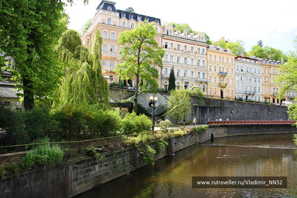 photo 1371384