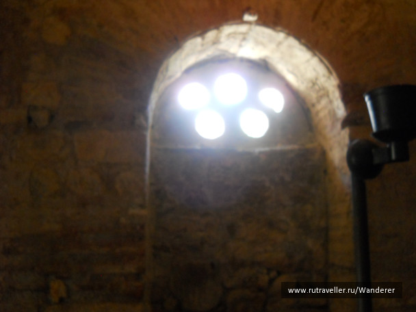 photo 1398737