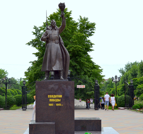 Памятник с ангелом Облучье подбор памятников Устюжна