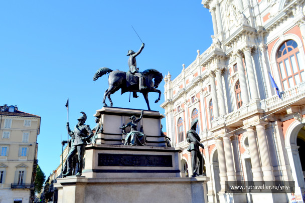 photo 1429778