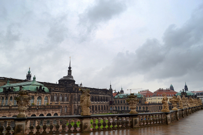 photo 1692369