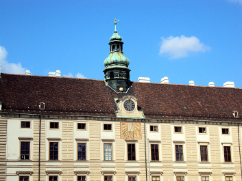 photo 1629443