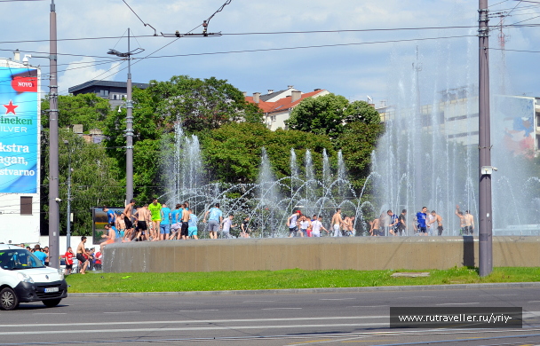 photo 2143551