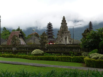 photo 1629672