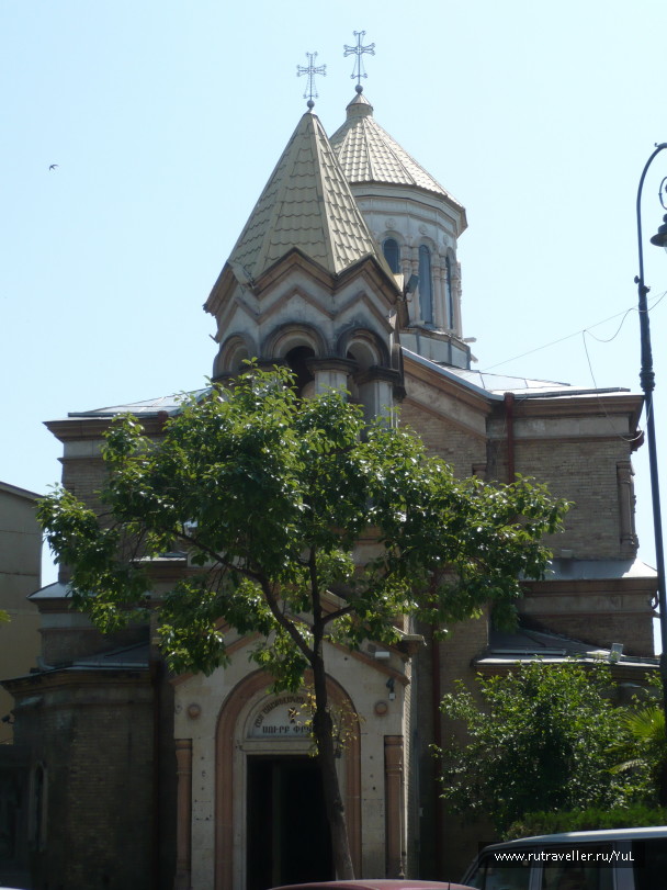 photo 1628634