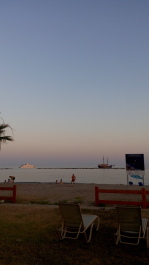 photo 1330798