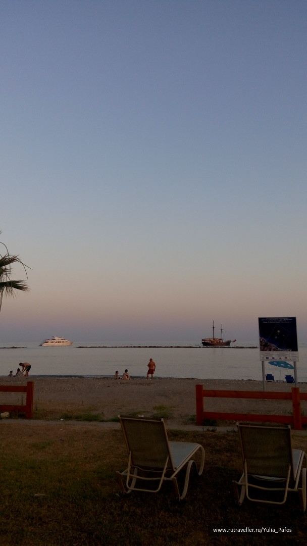 photo 1330798