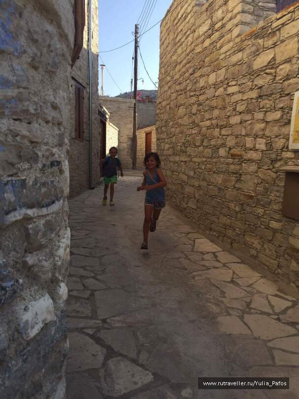 photo 1340872