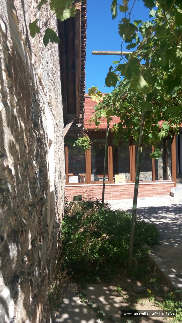 photo 1390330