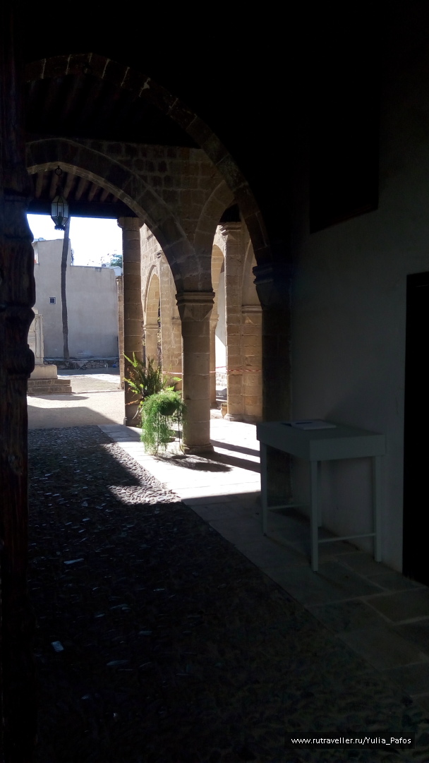 photo 1416472
