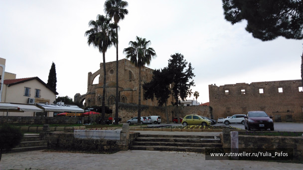 photo 1438304