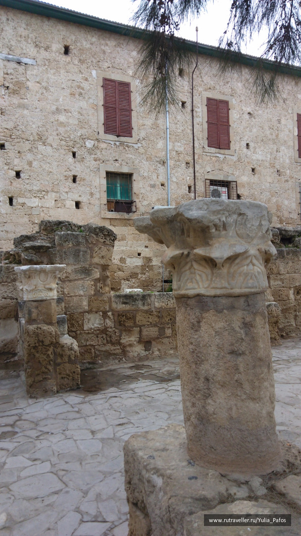 photo 1438306
