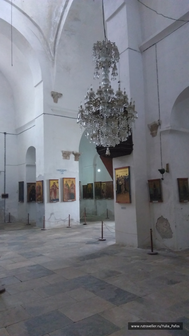 photo 1438359